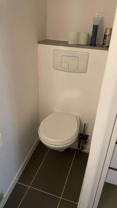 Joli Duplex En Centre De 40m2 Climatise * Istres